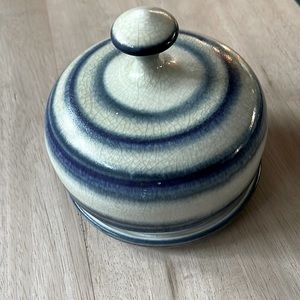 Cheese/Butter Dome. Art Pottery. Some crackle. Signed .1977.Grey with Blue Rings